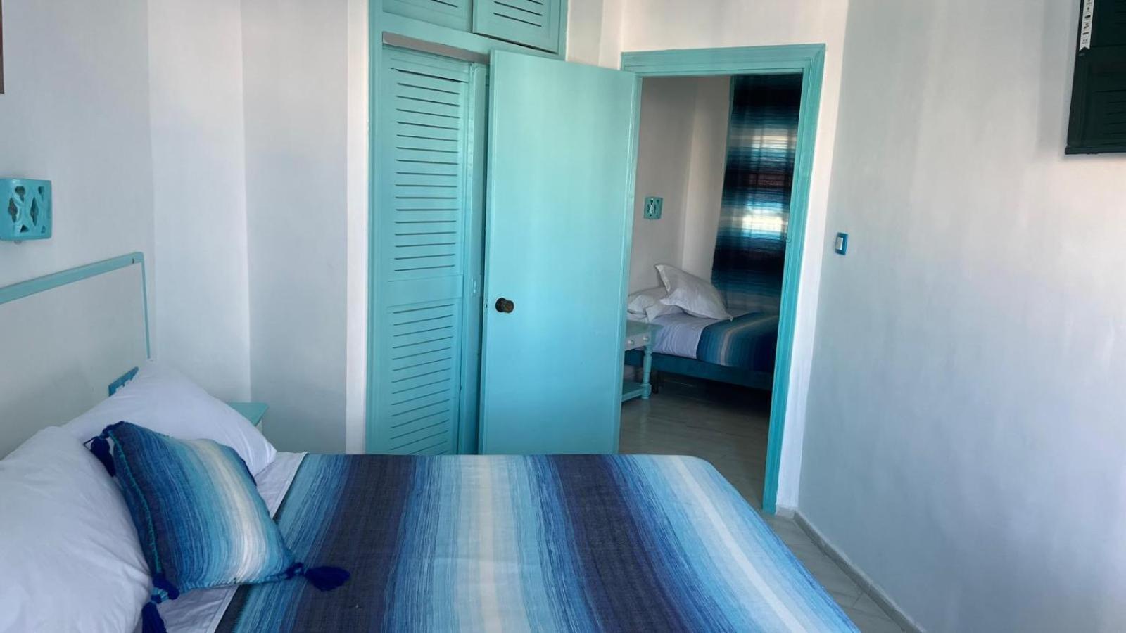 Hotel Etoile De Mer Мартил Екстериор снимка