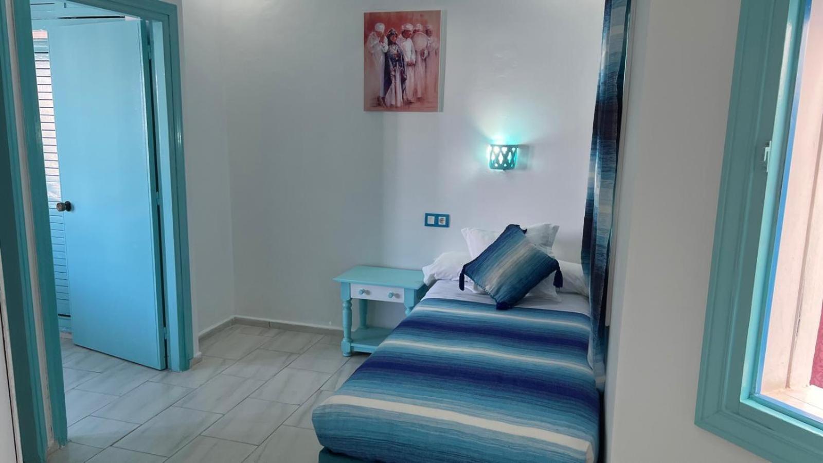 Hotel Etoile De Mer Мартил Екстериор снимка