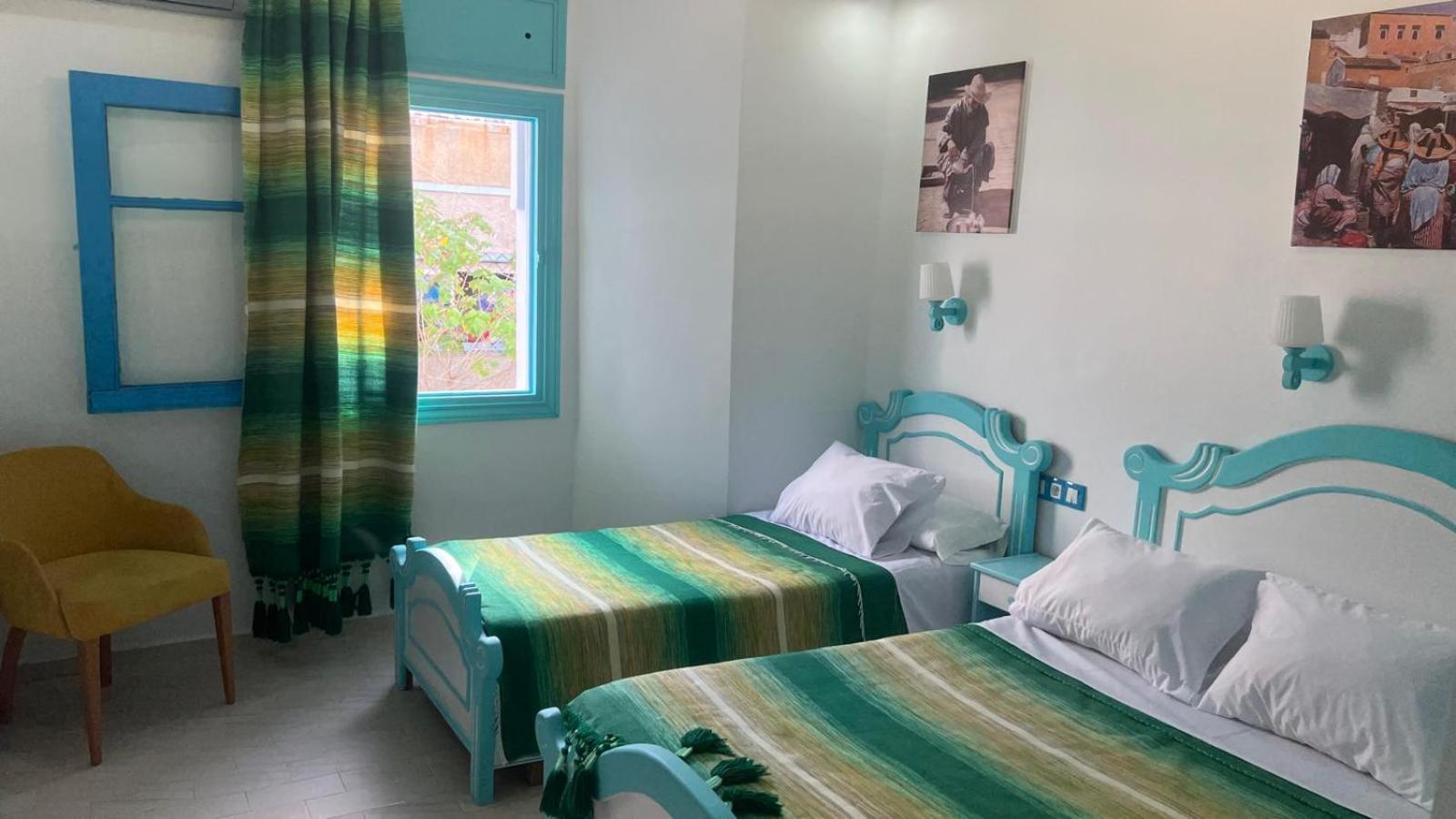 Hotel Etoile De Mer Мартил Екстериор снимка