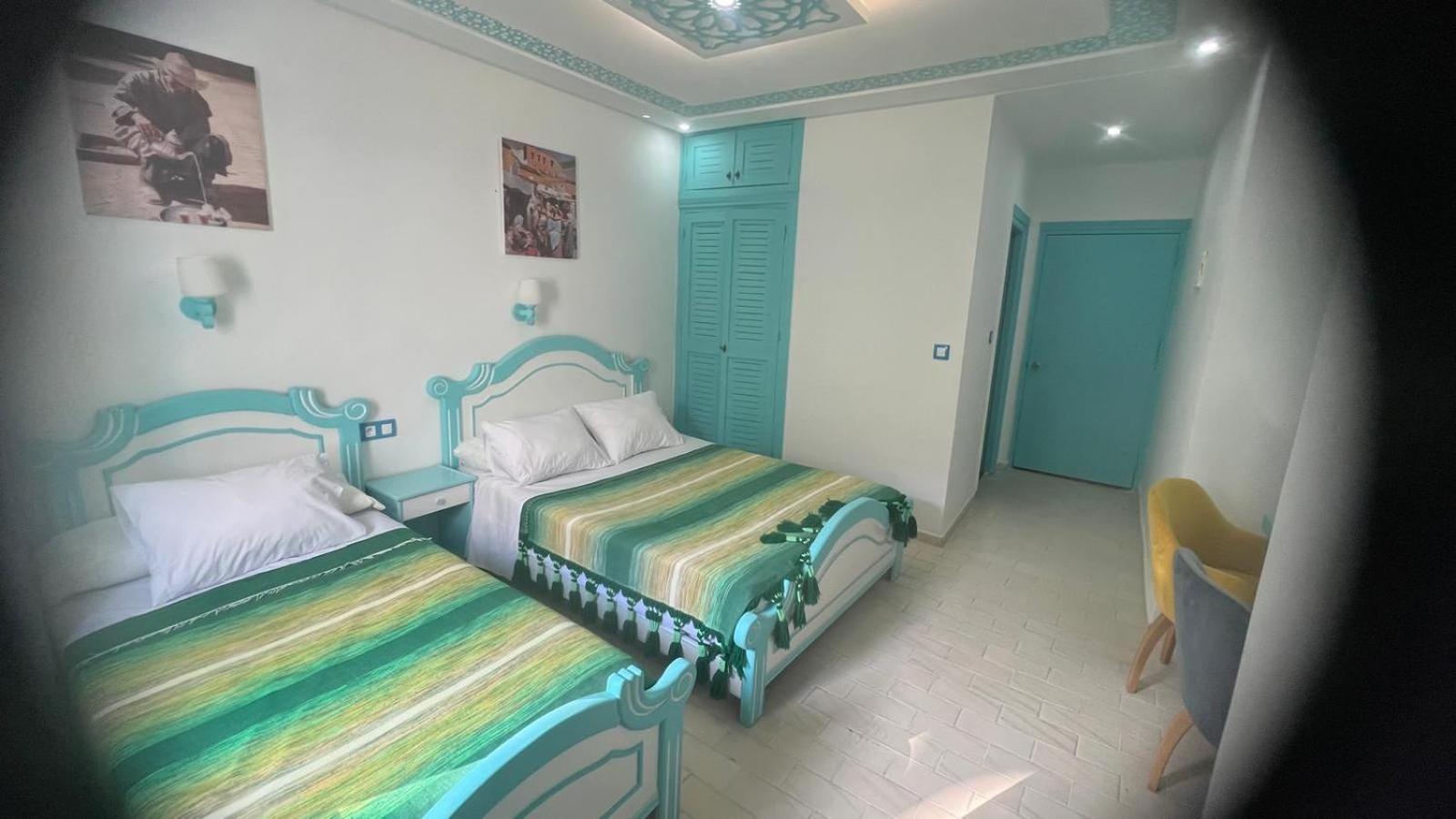 Hotel Etoile De Mer Мартил Екстериор снимка